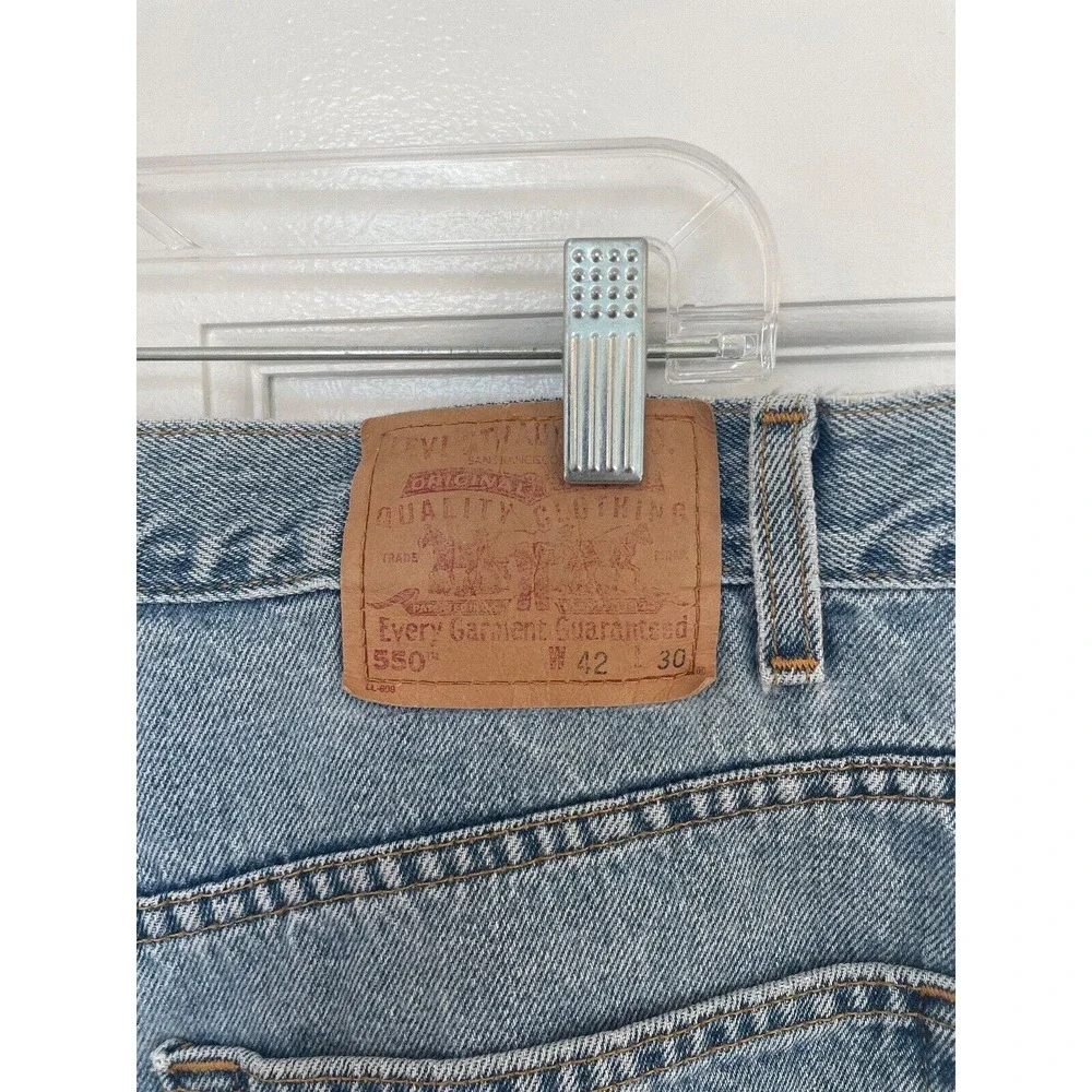 VTG Levis 550 Jeans Mens Size 42x30 Blue Denim Relaxed‎ Fit Straight Distressed